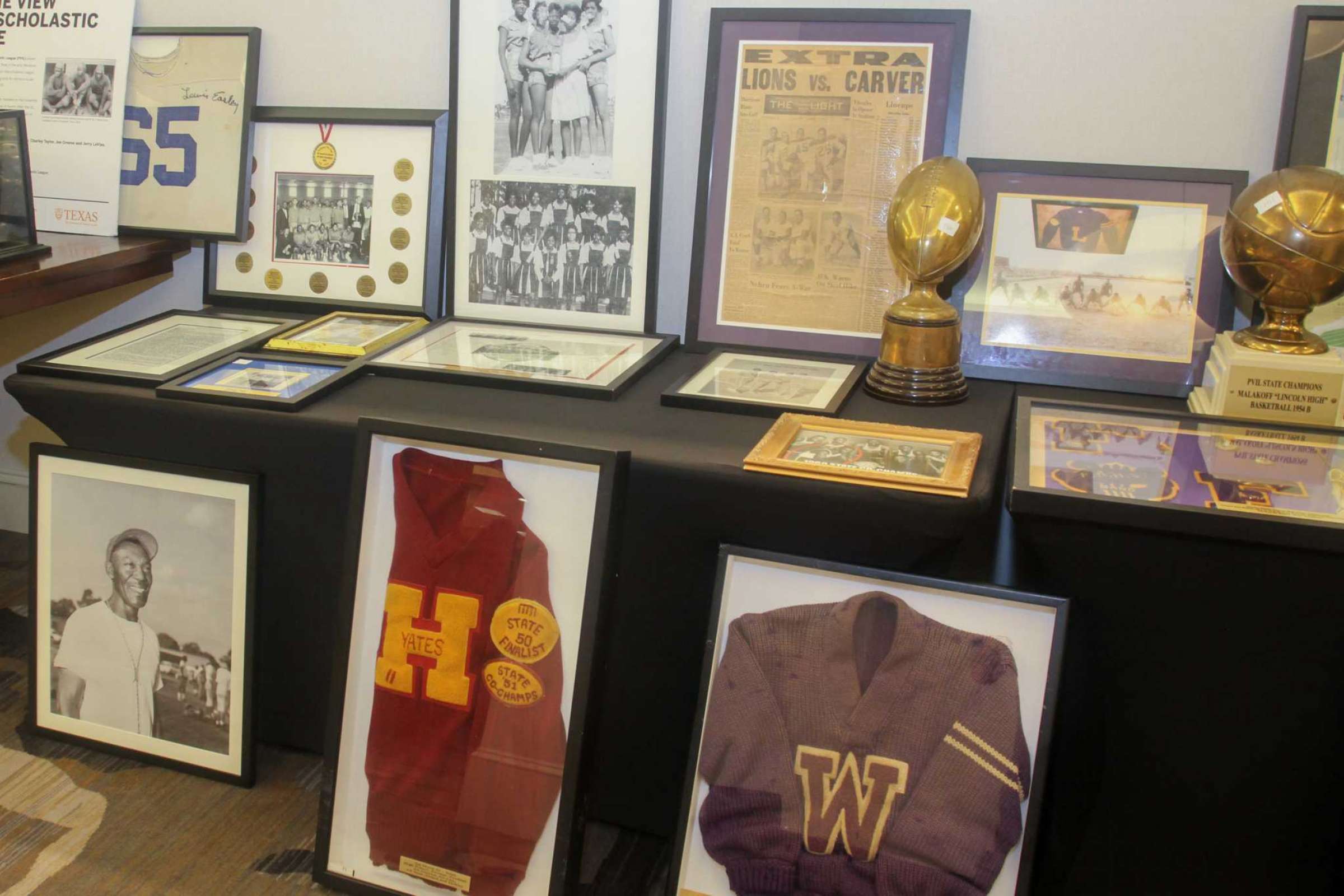 Memorabilia display at the 2021 PVILCA Hall of Fame banquet.
