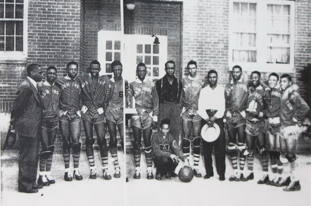PVIL basketball team